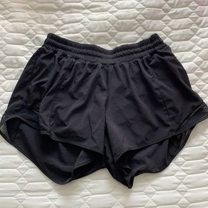 Lululemon hotty hot shorts 4 inch